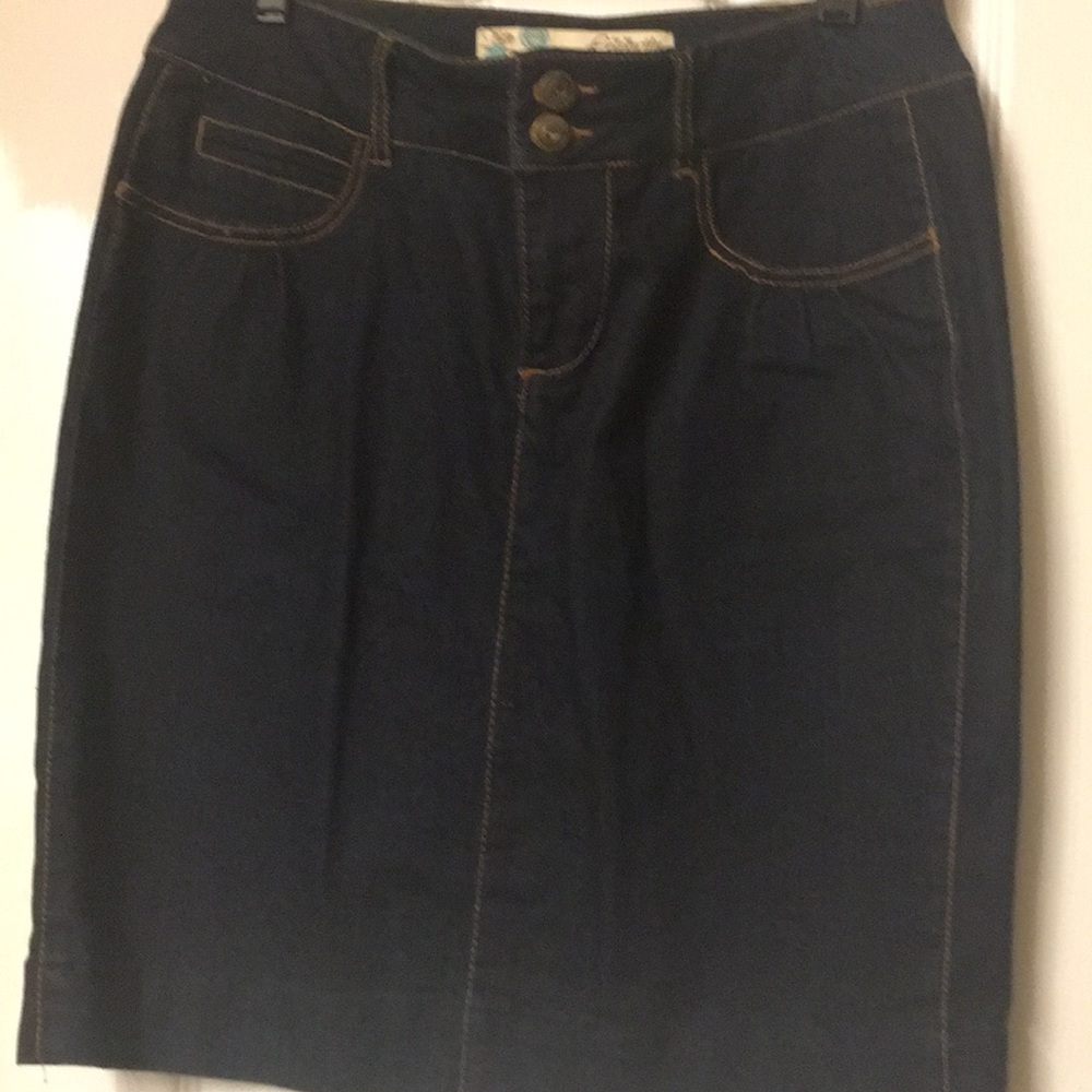 Celebrity pink denim skirt